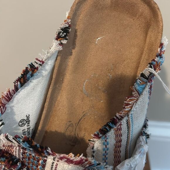 Very G slides never worn size 9.5 - Picture 3 of 5